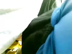 Annoiarsi con lui av ...